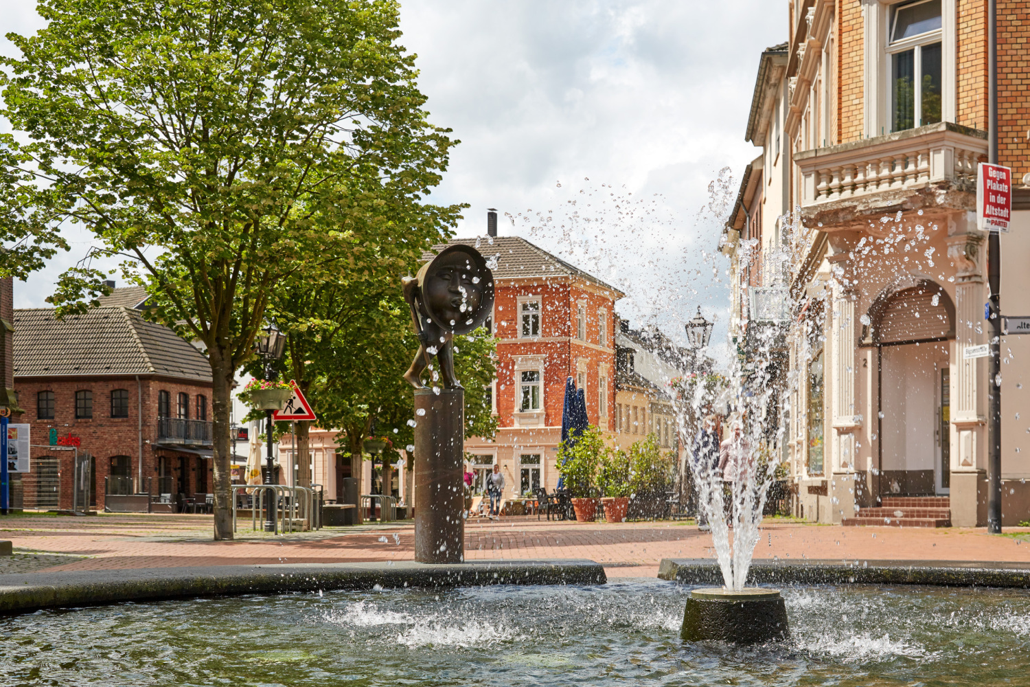 Marktplatz mit Springbrunnen
